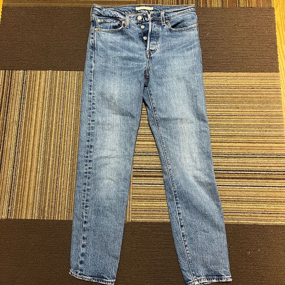 Levis wedgie jeans